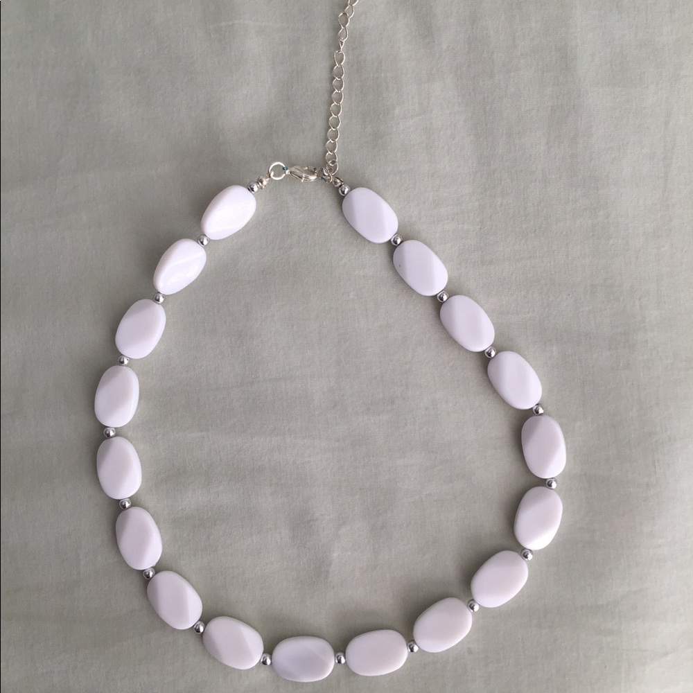 White necklace